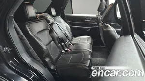 Ford Explorer, 2018 — миниатюра 11
