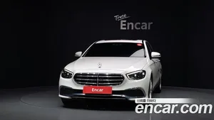 Mercedes-Benz E-Class, 2022 — миниатюра 3