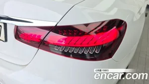Mercedes-Benz E-Class, 2022 — миниатюра 9