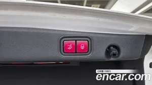 Mercedes-Benz E-Class, 2022 — миниатюра 30