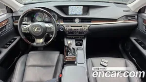 Lexus ES, 2016 — миниатюра 9
