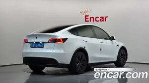 Tesla Model Y, 2024 — миниатюра 2