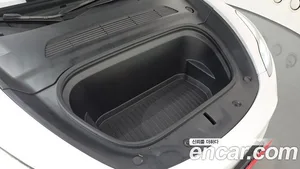 Tesla Model Y, 2024 — миниатюра 6