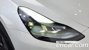 Tesla Model Y, 2024 — миниатюра 8