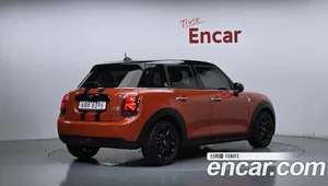 Mini Cooper, 2018 — миниатюра 2