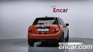 Mini Cooper, 2018 — миниатюра 4