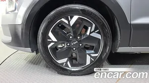 Kia Niro, 2022 — миниатюра 5