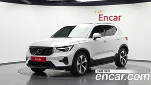 Volvo XC40, 2022 — миниатюра 1