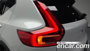 Volvo XC40, 2022 — миниатюра 9