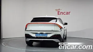 Kia EV6, 2023 — миниатюра 4