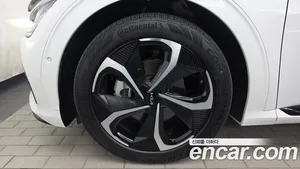 Kia EV6, 2023 — миниатюра 5