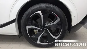 Kia EV6, 2023 — миниатюра 7