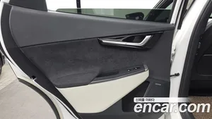 Kia EV6, 2023 — миниатюра 15