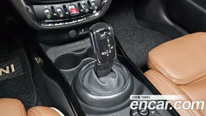 Mini Clubman, 2024 — миниатюра 11