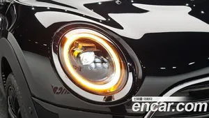 Mini Clubman, 2024 — миниатюра 7