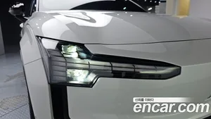 Volvo EX30, 2025 — миниатюра 7