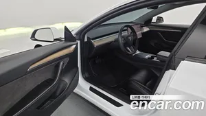 Tesla Model 3, 2022 — миниатюра 10