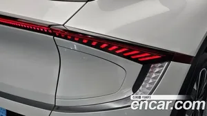 Kia EV6, 2022 — миниатюра 8