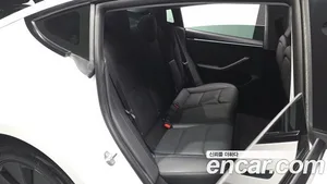 Tesla Model 3, 2024 — миниатюра 12