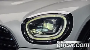 Mini Countryman, 2021 — миниатюра 8