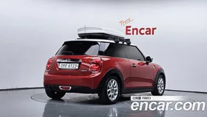 Mini Cooper, 2017 — миниатюра 2