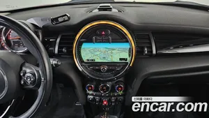Mini Cooper, 2017 — миниатюра 14