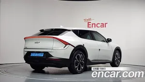 Kia EV6, 2022 — миниатюра 2
