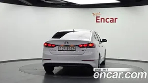 Hyundai Avante, 2017 — миниатюра 4
