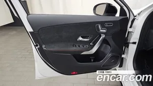 Mercedes-Benz A-Class, 2025 — миниатюра 13
