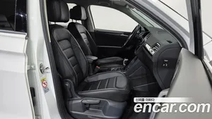 Volkswagen Tiguan, 2023 — миниатюра 17
