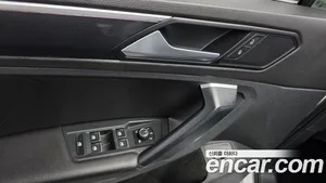 Volkswagen Tiguan, 2023 — миниатюра 32