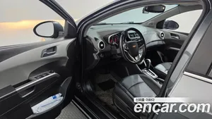 Chevrolet Aveo, 2018 — миниатюра 13