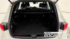 Mercedes-Benz EQB, 2025 — миниатюра 12