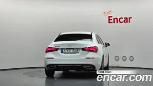 Mercedes-Benz A-Class, 2022 — миниатюра 4