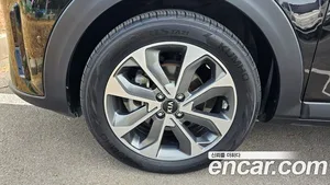 Kia Stonic, 2018 — миниатюра 5