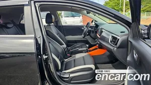 Kia Stonic, 2018 — миниатюра 11