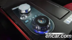 Genesis G80, 2025 — миниатюра 11