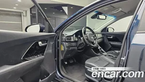 Kia Niro, 2017 — миниатюра 13