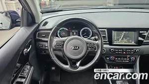 Kia Niro, 2017 — миниатюра 19