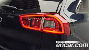 Kia Niro, 2017 — миниатюра 9