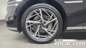 Genesis G90, 2022 — миниатюра 5