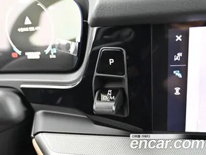 Porsche Cayenne, 2025 — миниатюра 9