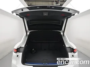 Porsche Cayenne, 2025 — миниатюра 20