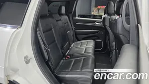 Jeep Cherokee, 2019 — миниатюра 12
