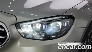 Mercedes-Benz E-Class, 2021 — миниатюра 8