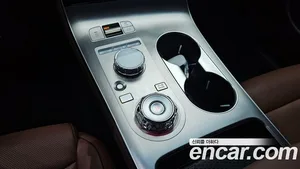 Genesis GV70, 2024 — миниатюра 12