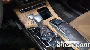 Lexus ES, 2018 — миниатюра 12