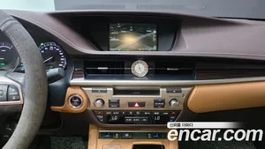 Lexus ES, 2018 — миниатюра 19