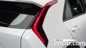 Kia Niro, 2022 — миниатюра 9
