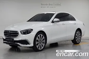 Mercedes-Benz E-Class, 2023 — миниатюра 1